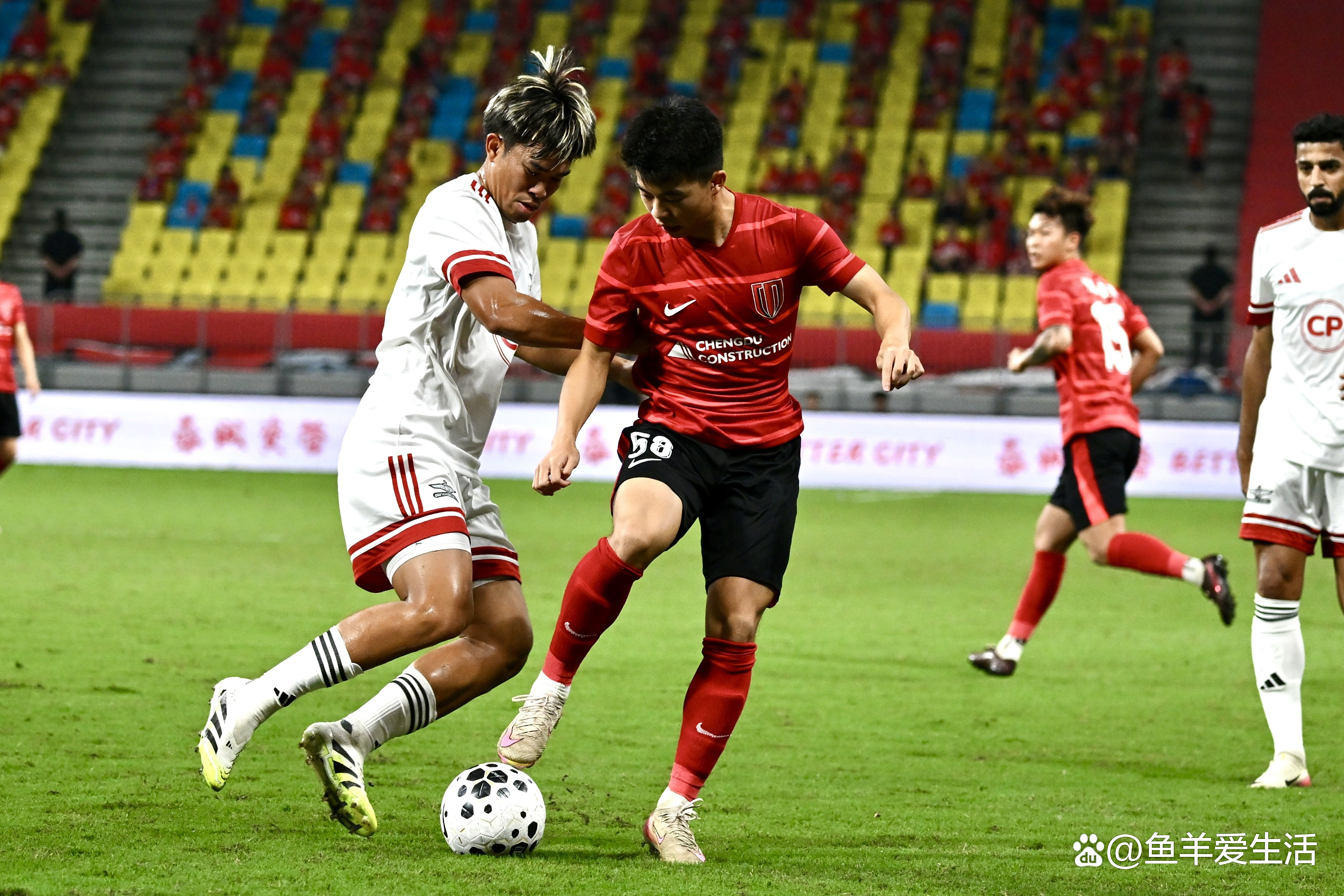 国际比赛日亚冠焦点战，曼联强势反弹，球迷炸锅，阵容厚度经受考验的简单介绍亚博体育